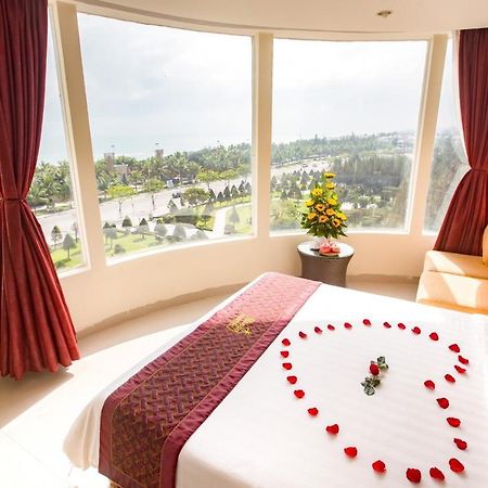 Grand Mango Hotel Дананг Экстерьер фото